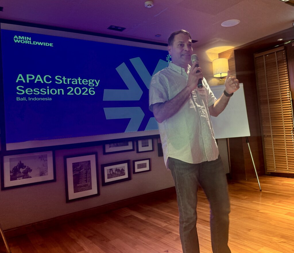 Robert Heldt of AIM B2B speaking at AMIN APAC conference in Bali, Indonesia.